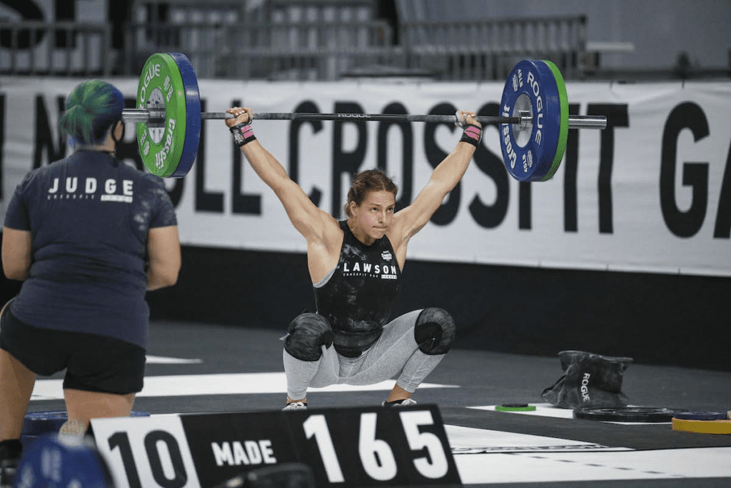 emma lawson performs max snatch